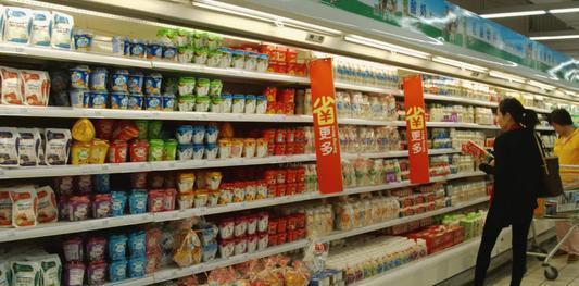 年销售额1400亿的餐饮服务 国内被看作“垃圾食品”，欧美民众却吃得香