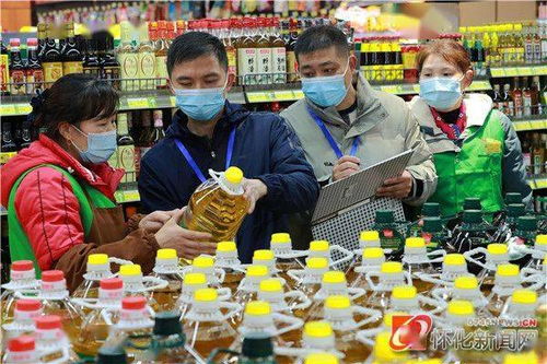 图说怀化 守护舌尖安全，超市与餐饮服务有序运行